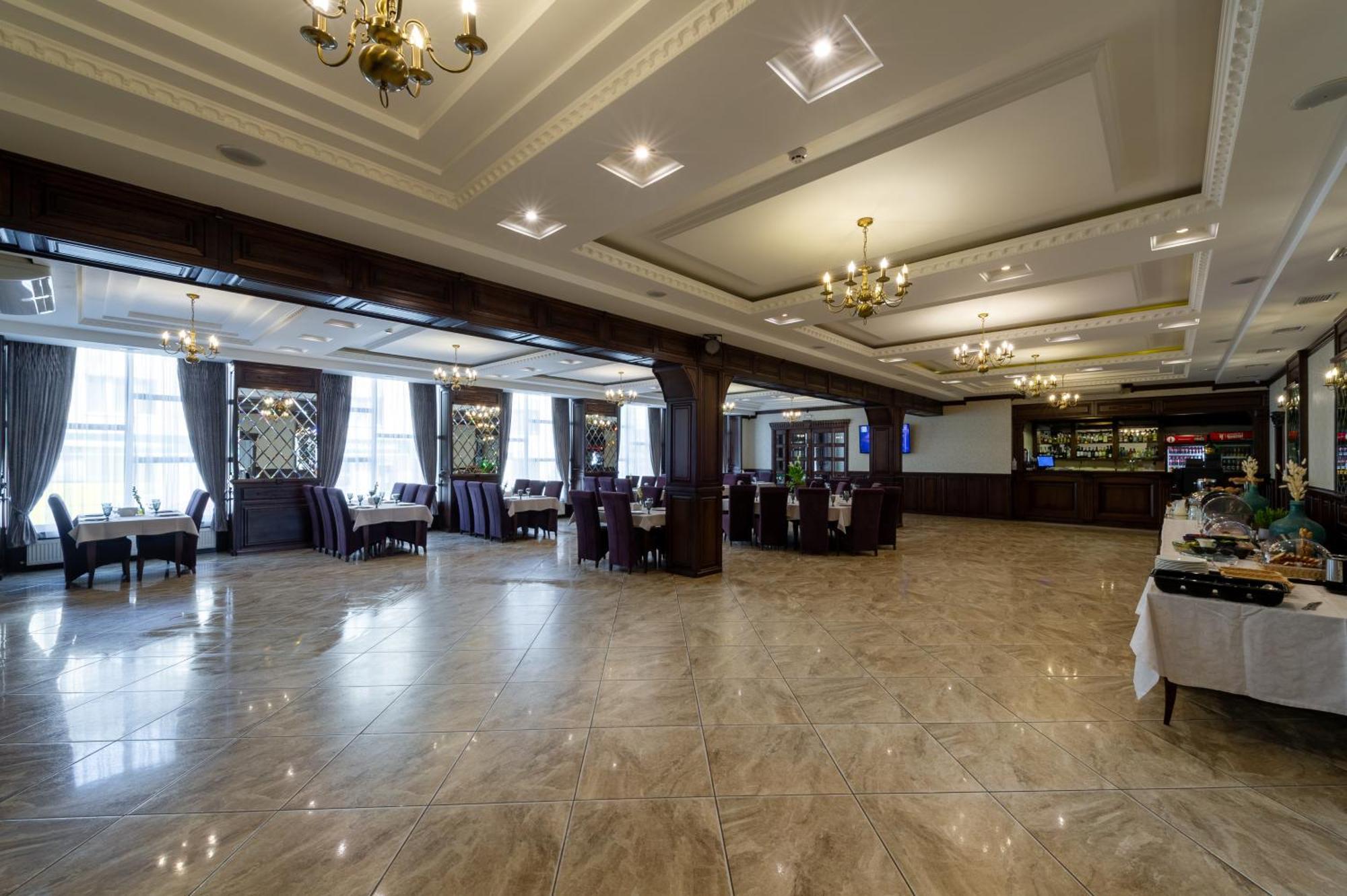 Avalon Palace Ternopil Exterior photo